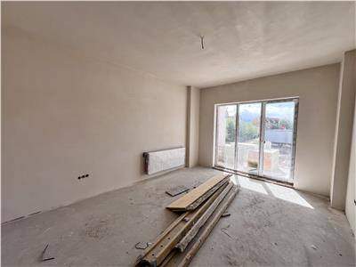 Apartament cu 2 camere decomandate 64 mp si 2 balcoane de vanzare in zona Rahovei din Sibiu