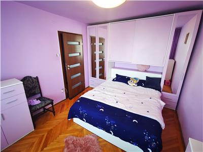 De inchiriat apartament cu 2 camere si balcon etajul 3 in zona Rahovei din Sibiu