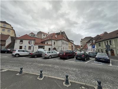 De vanzare apartament cu 2 camere decomandate etaj 1 zona Teatrul Gong Sibiu