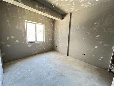 Comision 0! Apartament cu 3 camere decomandate 85 mp debara si balcon de vanzare in zona Rahovei din Sibiu